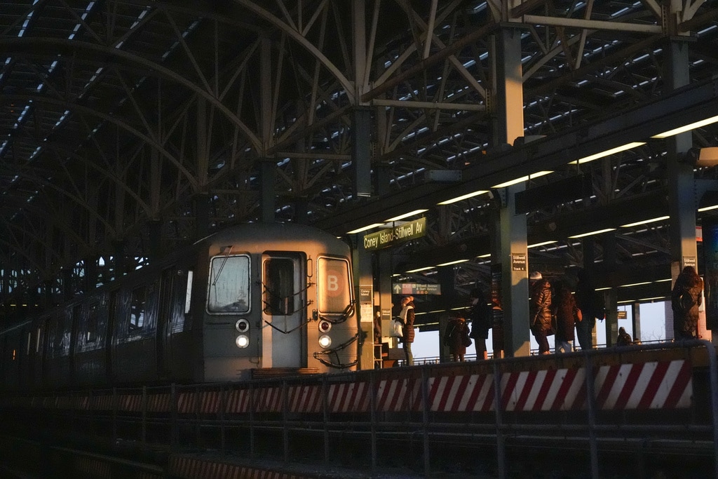 Kids in New York keep dying while 'subway surfing' on top of trains