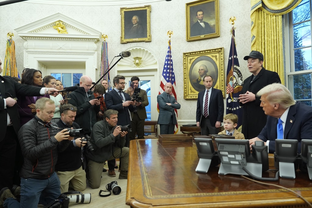 Musk appears at White House defending DOGE's work