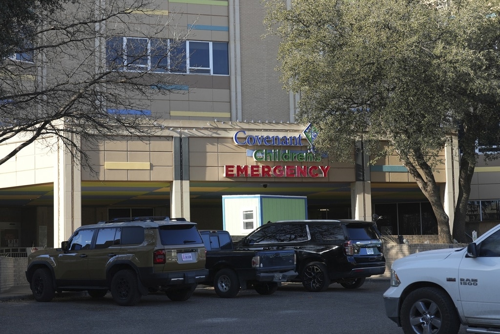 A Texas child who was not vaccinated has died of measles, a first for the US in a decade
