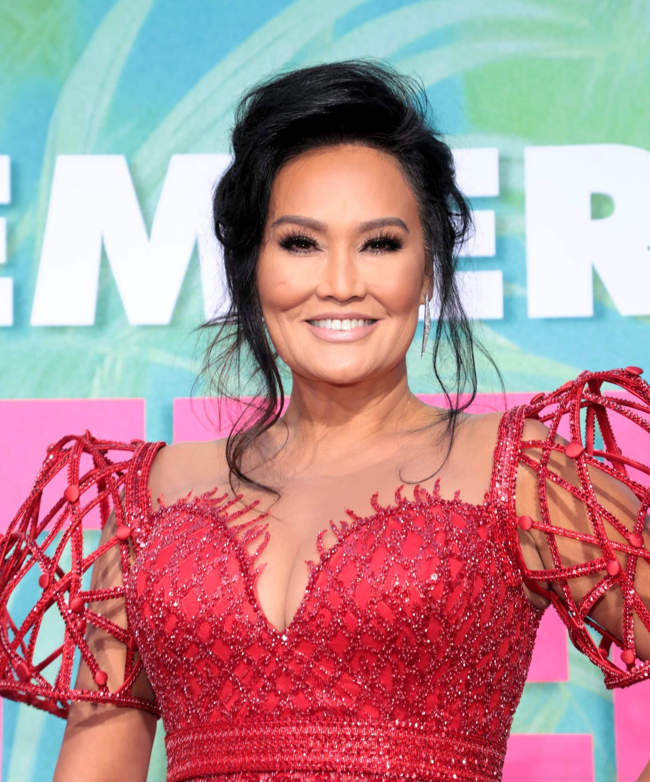 Tia Carrere