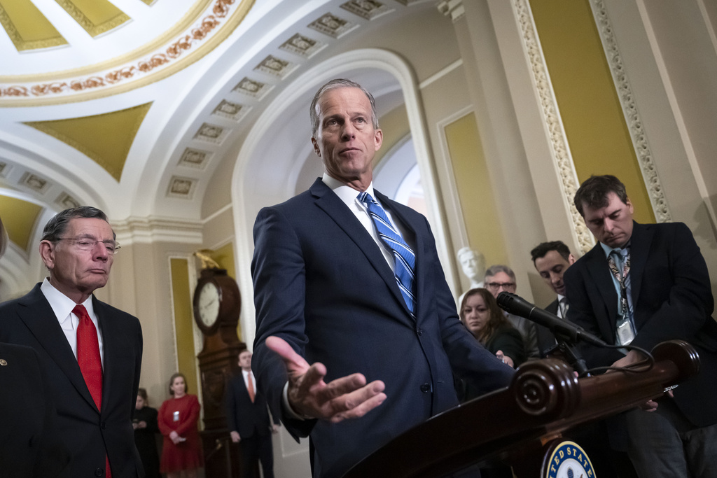 Bill to ban trans athletes from women's sports teams fails to advance in Senate