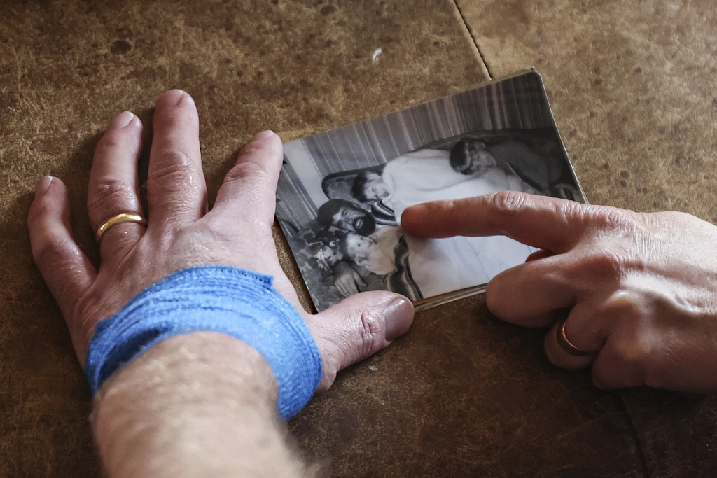 Researchers find a hint at how to delay Alzheimer's symptoms