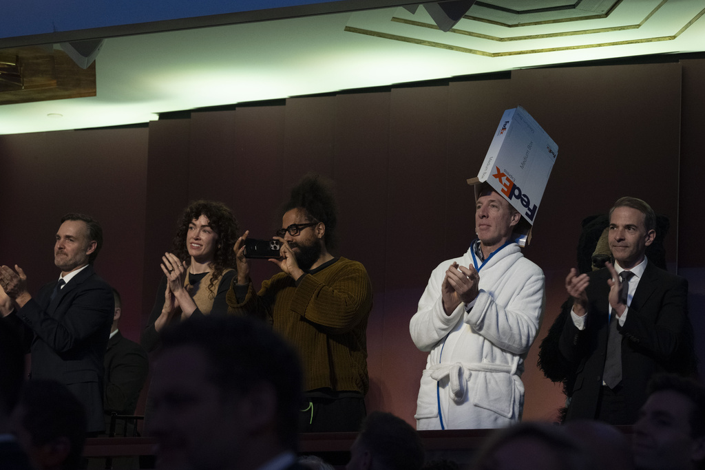 Conan O'Brien accepts Mark Twain Prize for humor as politics roils the Kennedy Center
