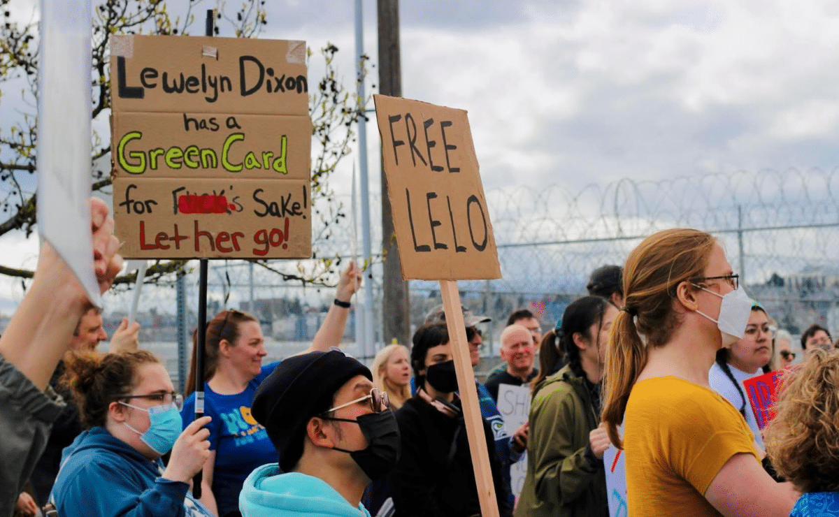 Protesters call for release of Lewelyn Dixon