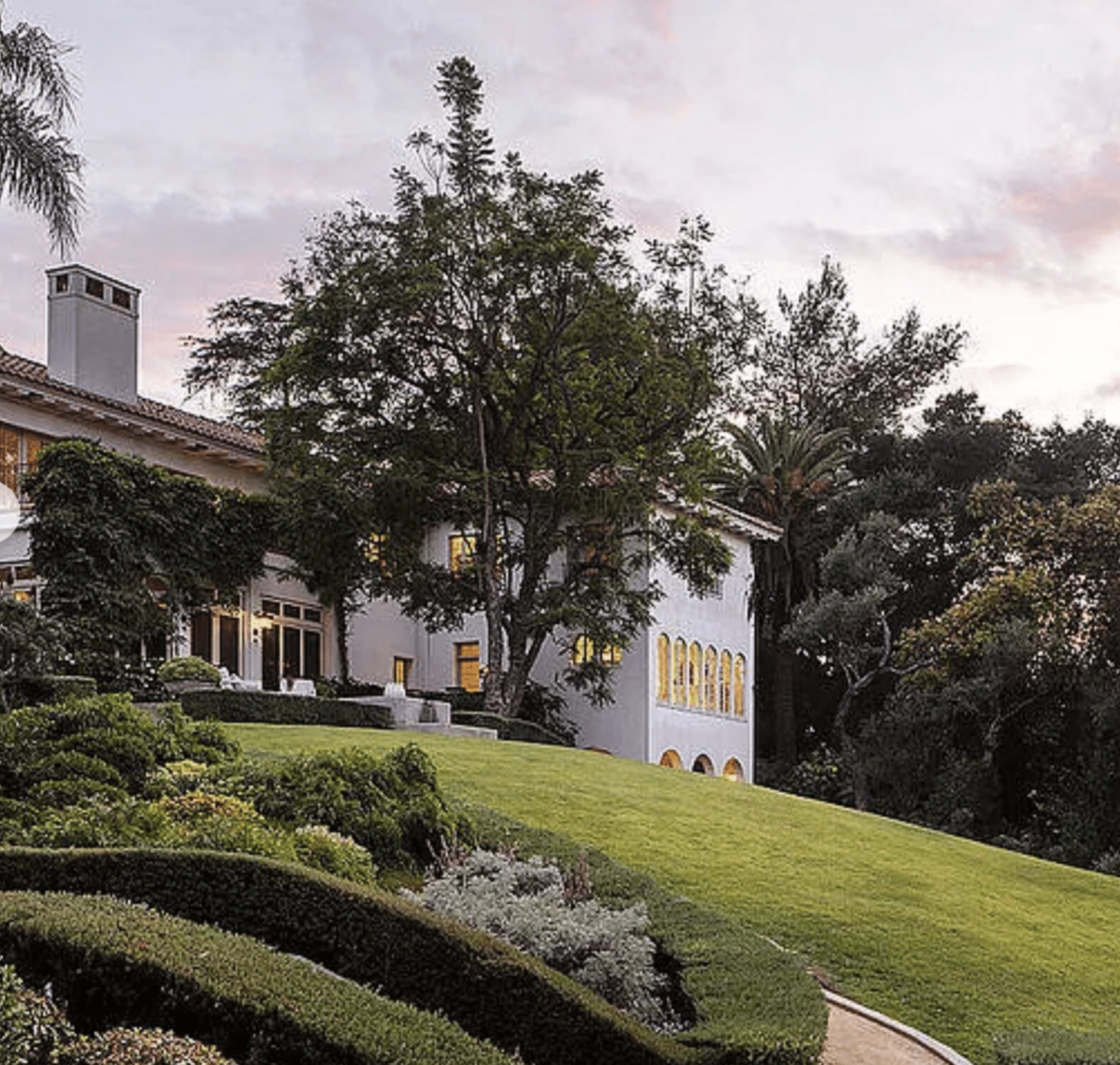 Angelina Jolie home