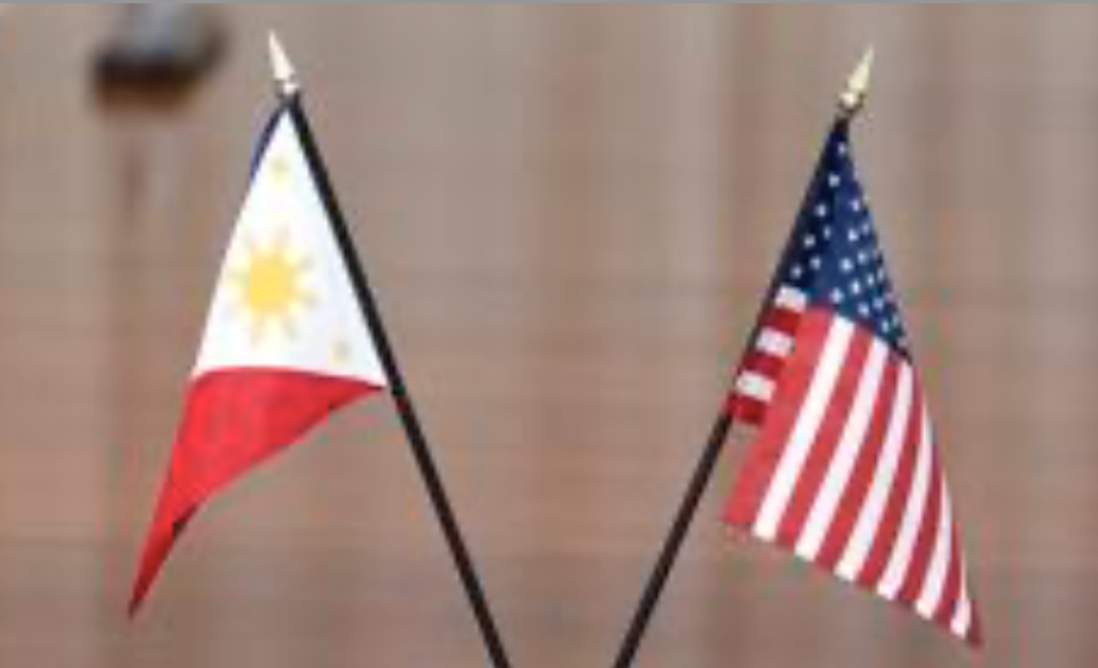 Philippine and US flags